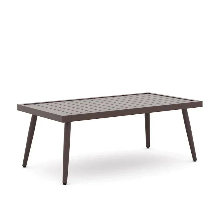 Salon de jardin 4 pièces — canapé, 2 fauteuils et table basse, coussins ivoire Merrelo™