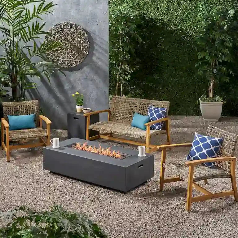 Salon de jardin 4 places en acacia et résine tressée avec brasero Merrelo™