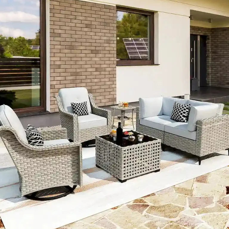Salon de jardin 6 pièces en résine tressée — fauteuils pivotants et table basse solaire Merrelo™